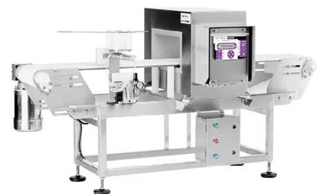 Máy dò kim loại trong thủy sản, thực phẩm