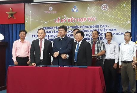 Những cái bắt tay từ nỗ lực kết nối cung - cầu công nghệ