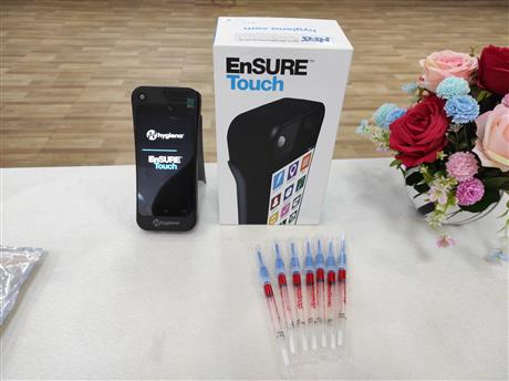 Thiết bị tầm soát nhiễm khuẩn ứng dụng phương pháp đo adenosine triphosphate (ATP)