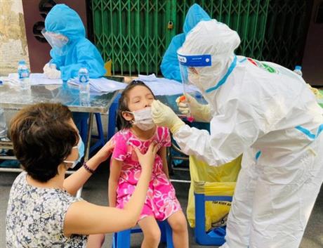Tăng cường thu dung điều trị trẻ em mắc Covid-19