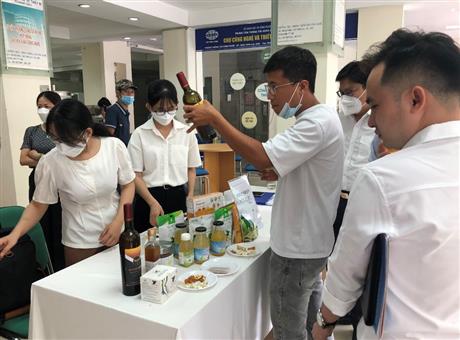 Hợp tác công nghệ: đa dạng hóa các sản phẩm chế biến từ quả bưởi