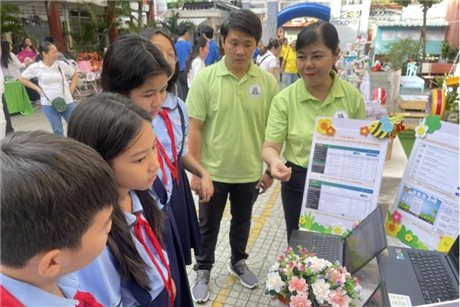 Đưa khoa học và công nghệ đến gần hơn với công chúng