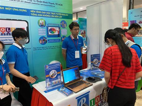 Techmart chuyển đổi số trong quản lý, đào tạo chuyên ngành giáo dục 2023: Nền tảng dạy học tiếng Anh trực tuyến Riolish