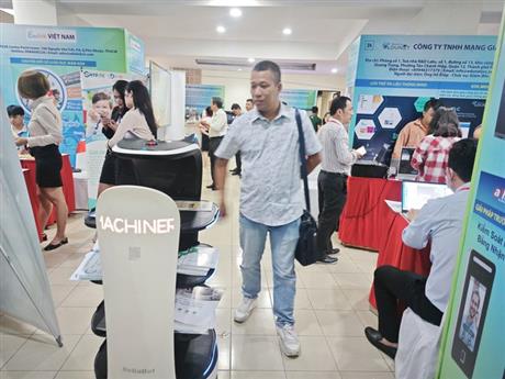 Có gì hay tại hội chợ Techmart 2023 vừa khai mạc tại TP HCM?