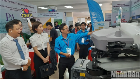 Khai mạc Chợ công nghệ và thiết bị - Techmart 2024