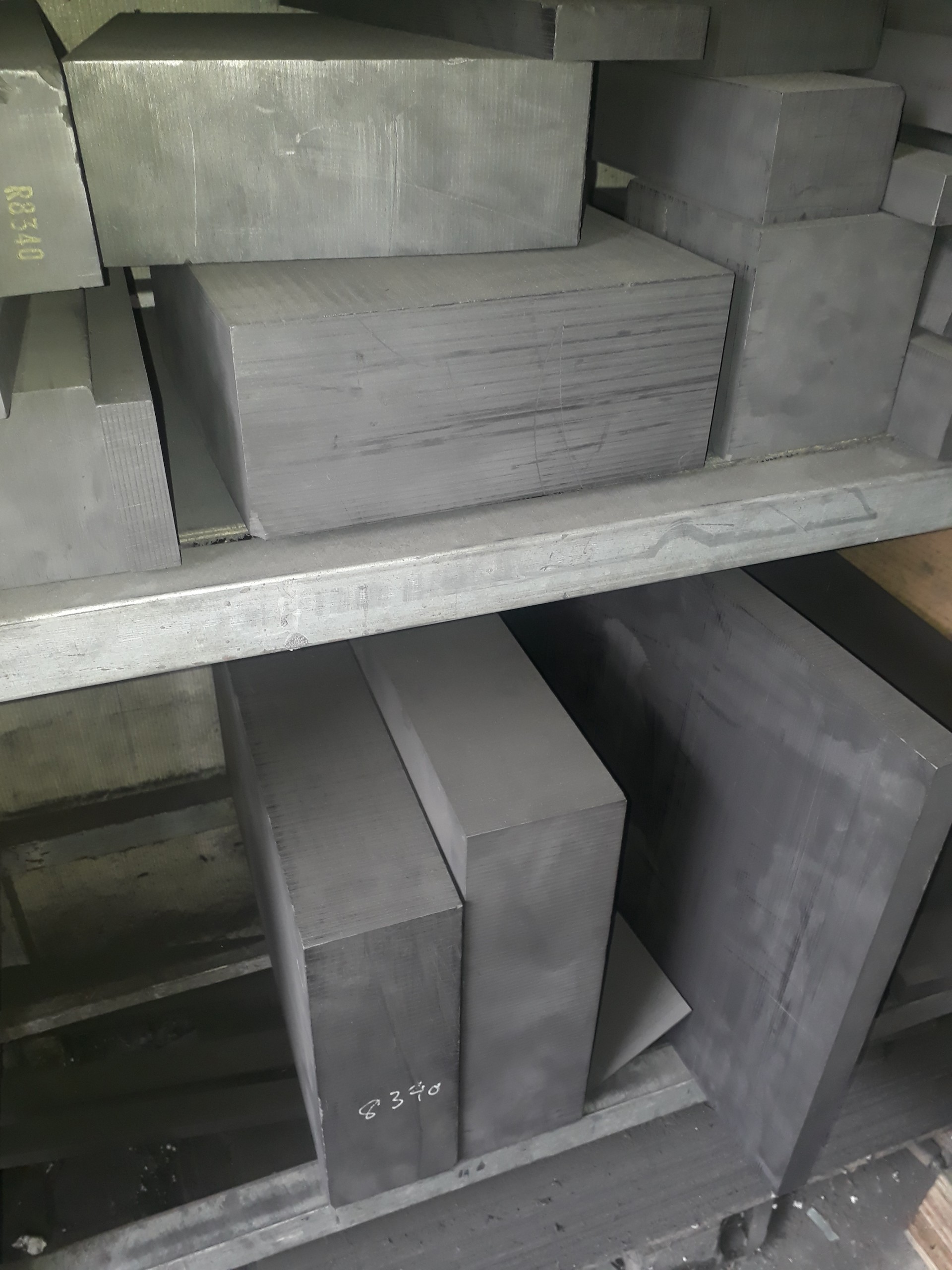 Bí quyết lựa chọn điện cực Graphite chất lượng cao, giá cả hợp lý.