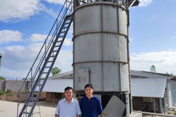 Quy trình công nghệ và hệ thống máy ủ phân gà dạng bồn đứng năng suất 2 m3/ngày