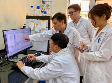 Nhà khoa học Việt giải bài toán “khó phân hủy” của vật liệu silica