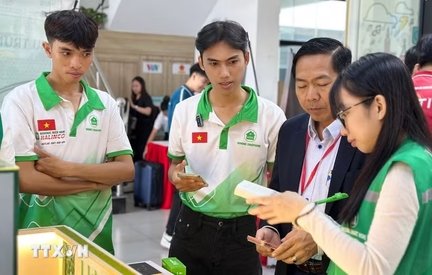 Hỗ trợ doanh nghiệp ứng dụng công nghệ trong sản xuất thông minh
