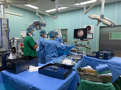 Phẫu thuật cột sống ít xâm lấn, mũi nhọn chấn thương chỉnh hình tại Bệnh viện Quân y 175