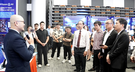 TP. Hồ Chí Minh thúc đẩy chuyển đổi số cho doanh nghiệp nhỏ và vừa, kết nối giải pháp AI và tự động hóa vào vận hành thực tiễn